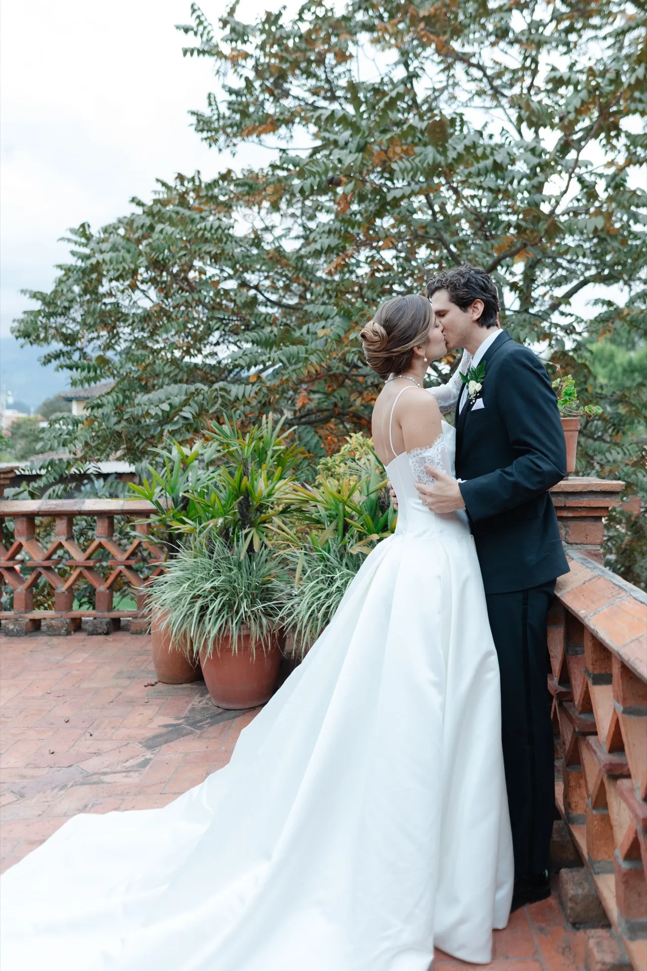 Novios en la terraza